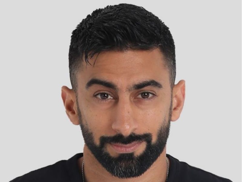 أنس بوخش
